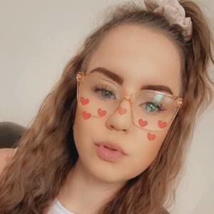 Meet your Posher, Toni-lee